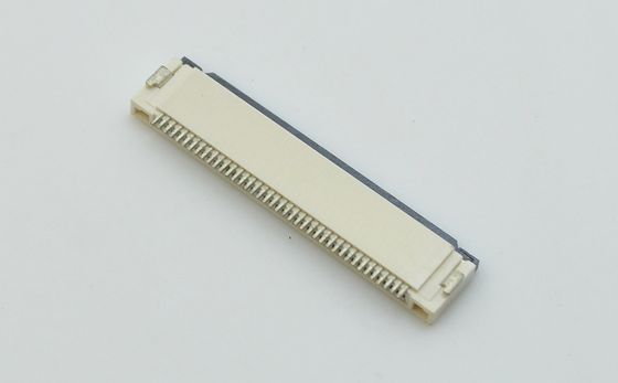 موصلات الملعب 0.5 مم FFC FPC 50V AC DC الزاوية اليمنى 90 درجة سهلة على نوع SMT