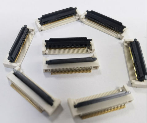 مساحة 0.5mm Fpc Connector 4 Pin إلى 68 Pin زاوية يمينية 90 ° سهلة على Smt Type H 2.55mm